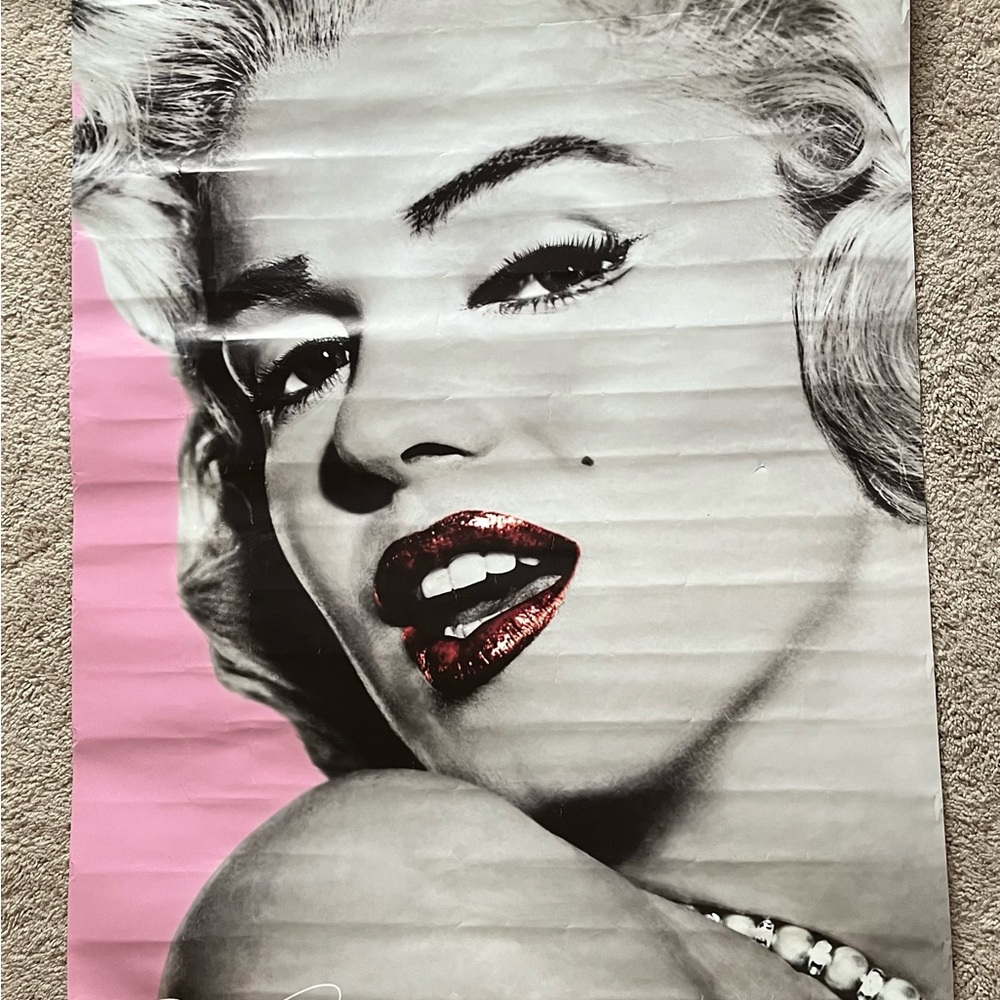 Marilyn Monroe Pink/Black Art Poster